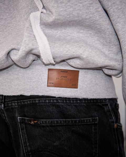 Vines zip-up hoodie label