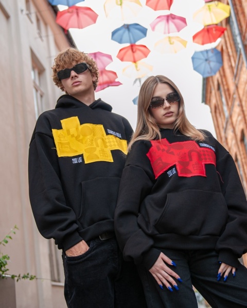 ZDW Hoodie yellow fitpic